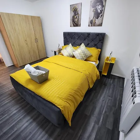 1 Bedroom Service Apartment With Netflix West Thurrock Exterior photo